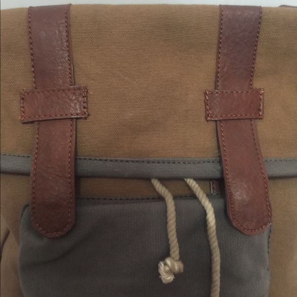 NWT Mona B Crossbody Backpack - Picture 2 of 6